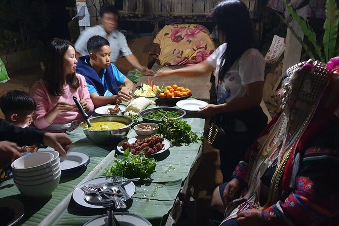 Come to Akha Village See Cooking Eatting and Dancing With Akha People - Cooking With the Akha People