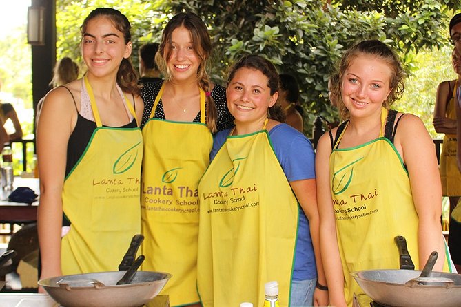 Cooking Experience at Lanta Thai Cookery School From Koh Lanta - What To Expect