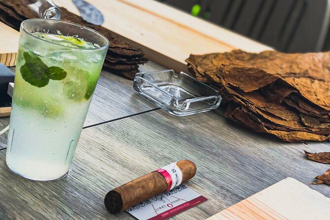 Cuban Cigar Master Class & Beach Break With Transfer - Experience a Cuban Cigar Master Class