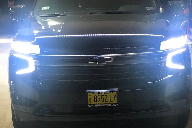 Curbside SUV Transfer From ORD to Downtown Chicago - Comfortable Ride in a Luxury SUV