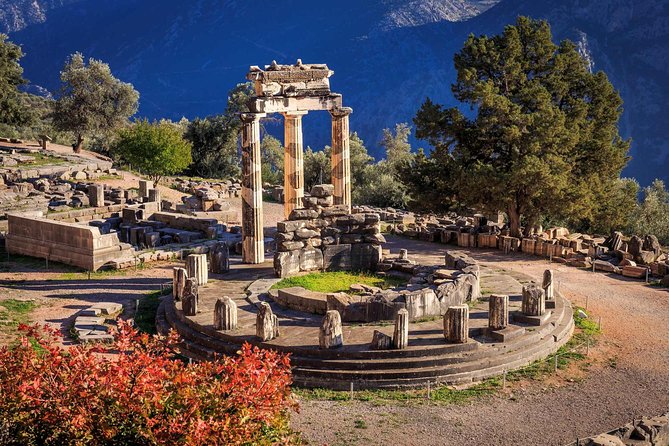Delphi Full Day Private Trip From Athens With Lunch Overlooking the Sea - Tour Highlights