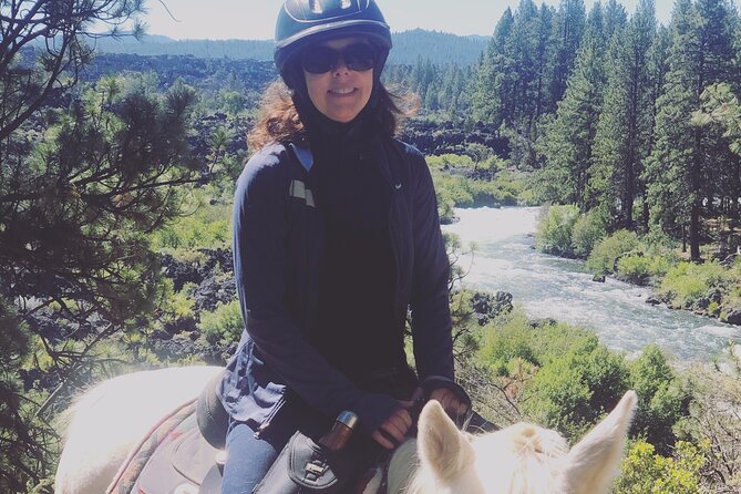 Deschutes River Horse Ride - Selecting Date and Travelers