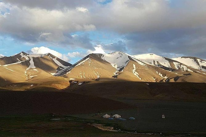 Desert and Atlas Mountains 4-Day Tour From Marrakech - Meeting and Pickup Information