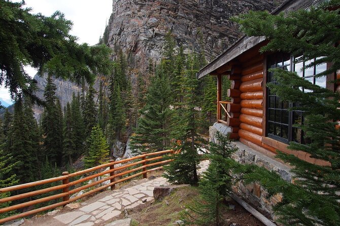 Discover the Lake Agnes Tea House Trail With a Guided Audio Hike - Meeting and Pickup Details