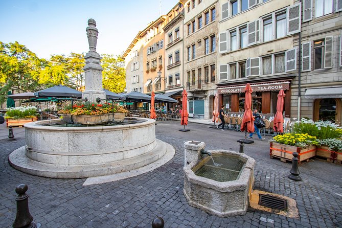 Discovery Walk Through Carouge With a Local - Exploring Carouges Inviting Streets