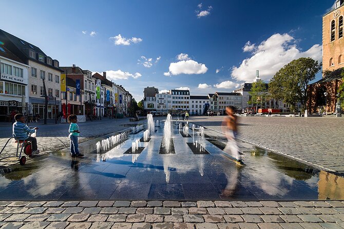 E-Scavenger Hunt Turnhout: Explore the City at Your Own Pace - Start Time and Confirmation