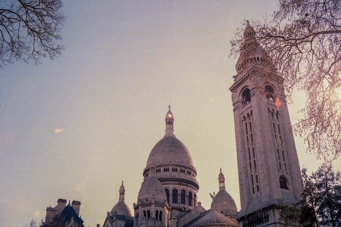 Eiffel Summit & Montmartre Cheese With Wine Tasting Private Tour - Montmartre Cheese Tasting