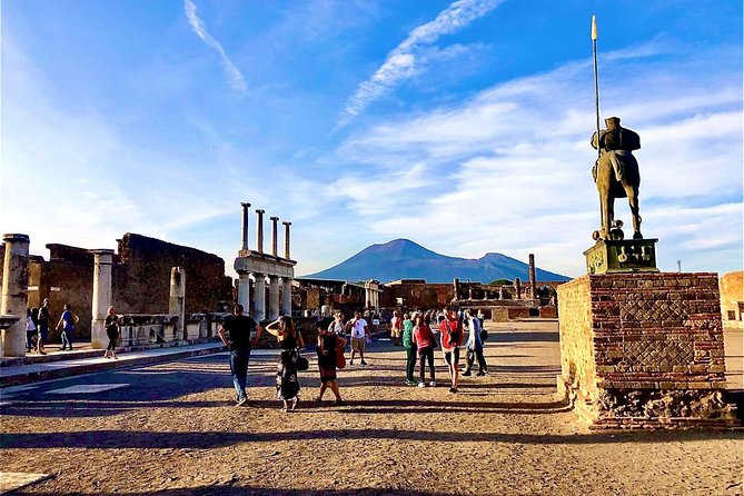 Enjoy Pompeii and Vesuvius From Amalfi Coast - Exploring the Crater of Mt. Vesuvius
