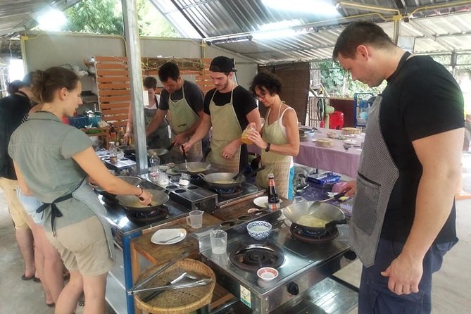 Evening Couse Thai Cooking Class in Ao Nang, Krabi - Expectations and Accessibility