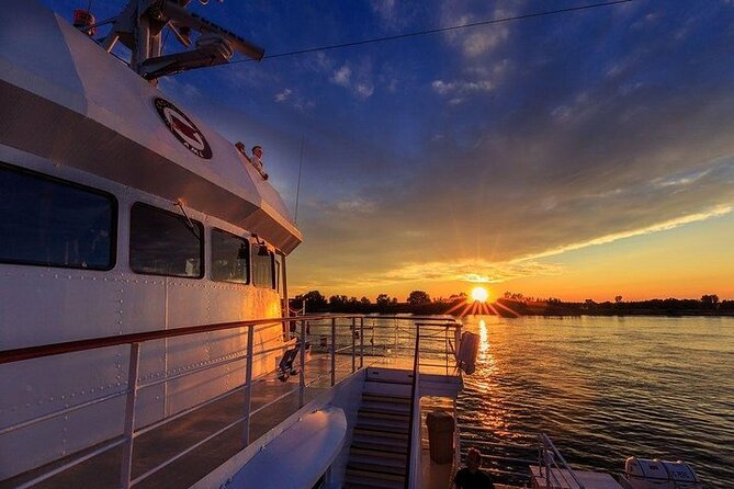 Evening Cruise in Montreal - Cruise Schedule and Duration