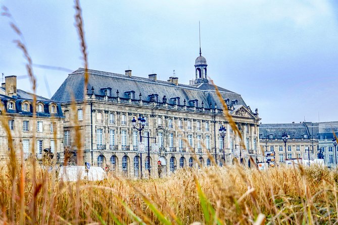 Exclusive Private Guided Tour Through the Architecture of Bordeaux With a Local - Inclusions