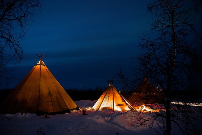 Experience the Majestic Auroras Kiruna-Abisko & Tipi Dinner - Exclusive Guided Tours of the Aurora Borealis