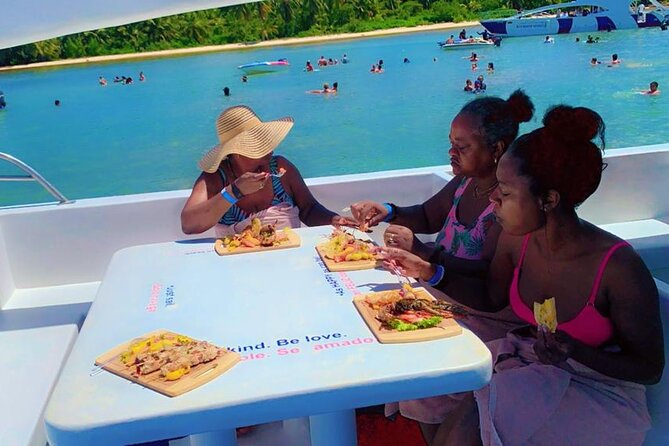 Family Catamaran and Snorkeling Birthday-Barcherlot-Party Boat - Questions