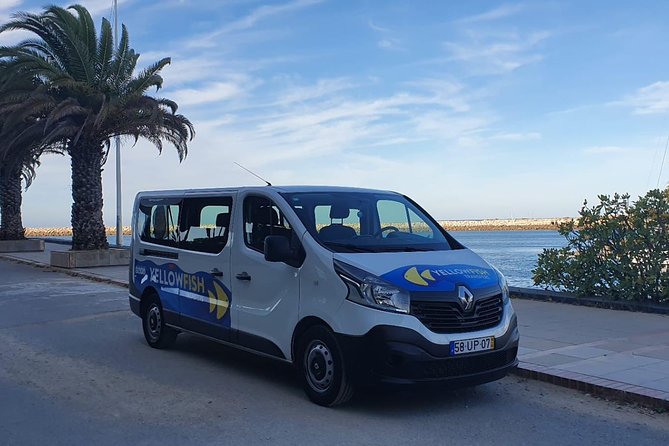 Faro Airport - Albufeira: Private Return Transfer - Date and Travelers