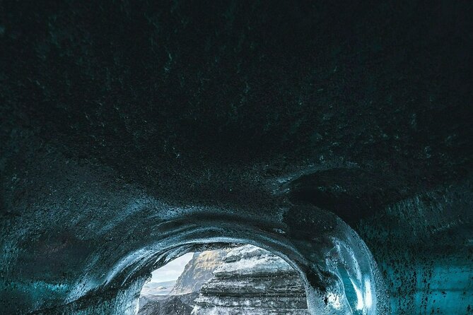 FastTrack Ice Cave Tour - Meeting and Pickup