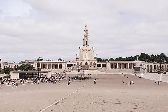 Fátima & Coimbra: Full Day Private Tour From Porto - Exploring Coimbras History