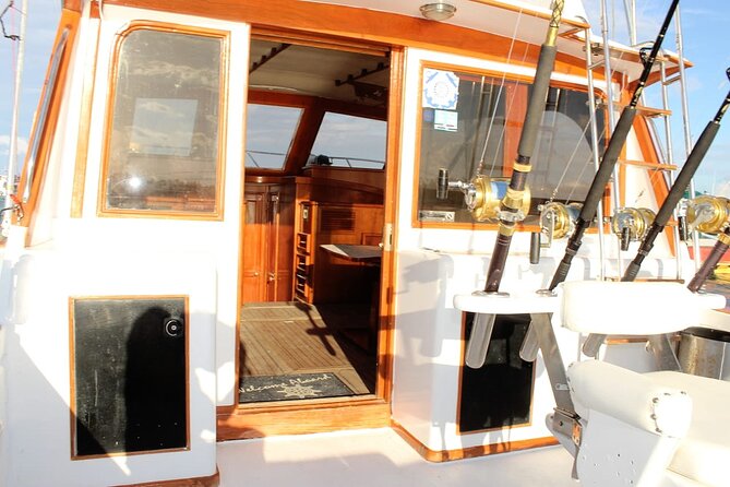 FISHING PRO CHARTERS - Boat Excursion - Divina - Free Cancellation Policy