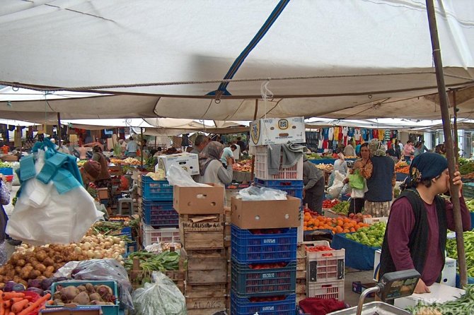 Food Market and Kayakoy "Ghost Town" Tour From Fethiye - Exploring Fethiye Market