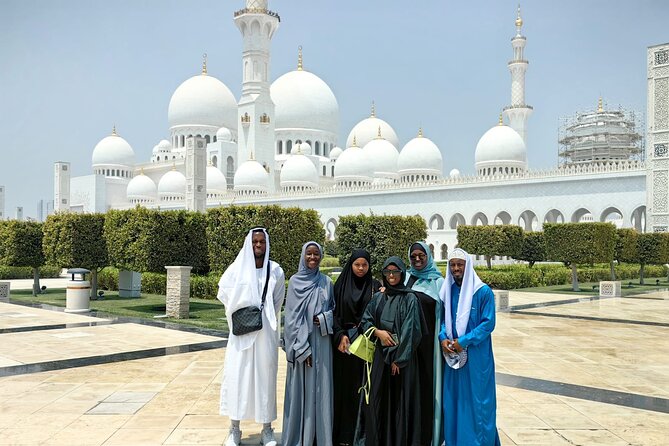 Full-Day Abu Dhabi City Shared Tour - Itinerary