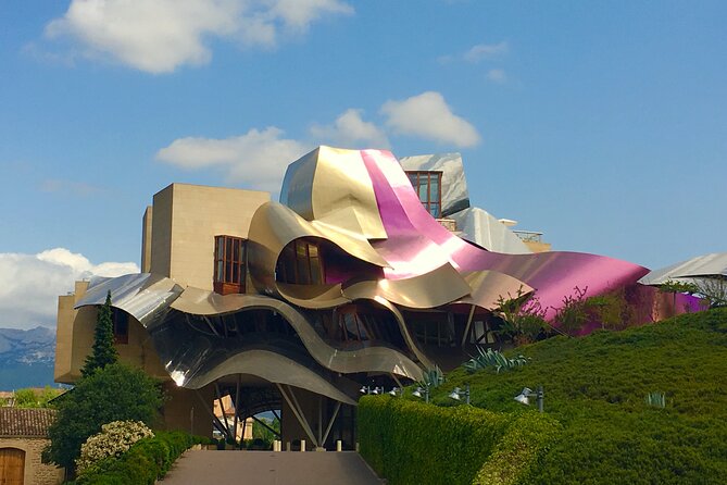 Full-Day Private Wine Tasting Tour in La Rioja With Lunch - Inclusions