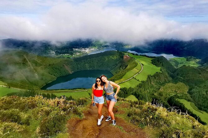 Full Day Tour Sete Cidades & Lagoa Do Fogo With Lunch - Informative Guide and Cultural Insights