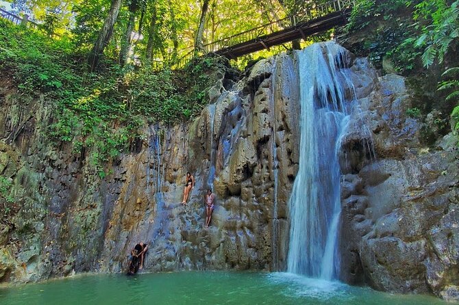 Full Day Tour to the Blue Lagoon and 7 Different Destinations - Exceptional Tour Experiences