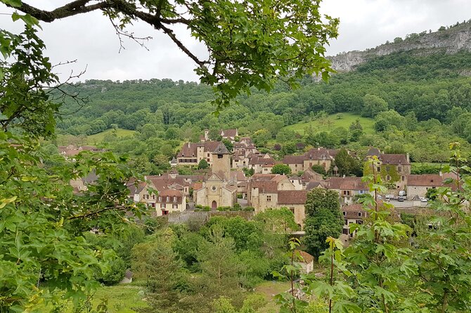 Full Day Tour With a English Speaking Driver Guide Rocamadour and the Most Beautiful Villages in Fra - Reviews and Ratings