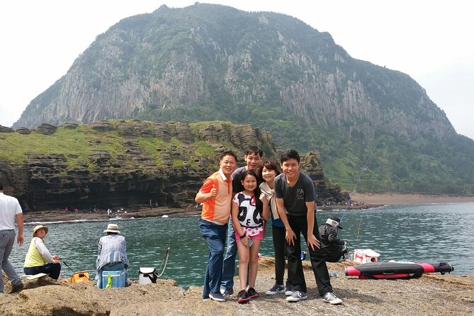 Full Package Tour of All Areas of Jeju Island-(East &South &West) - Exploring the West Side of Jeju Island