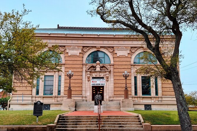 Galveston Mansions and Murder Walking Tour - Cancellation and Weather Policies