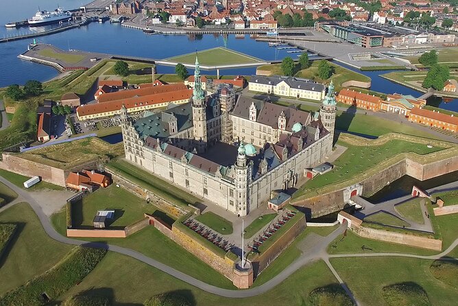 Gems of Helsingør - Private Walking Tour for Couples - Captivating Sights and Stories