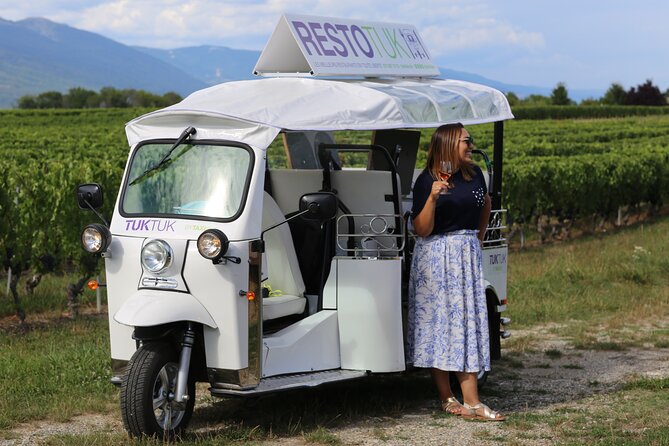 Geneva Panoramic and Tasting Vineyards Tour in a TukTuk (electric) - Private E-Tuktuk Experience
