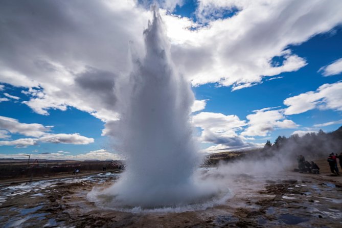 Golden Circle Small Group Tour With Fridheimar Farm - Cancellation Policy and Traveler Information