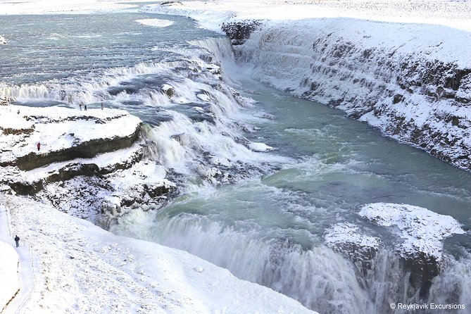 Golden Circle Tour and Evening Northern Lights Cruise From Reykjavik - Itinerary