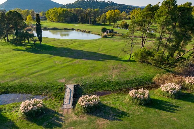 Golf Game Experience With Lunch And Drink - Good To Know