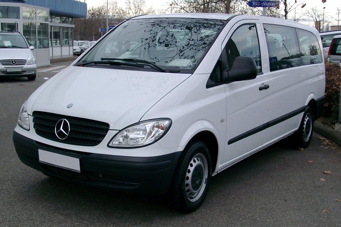 Granada: Private Transfer in or OUT in Upscale Vehicle With Professional Driver - What To Expect