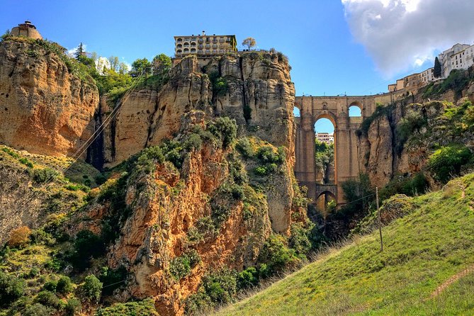 Granada Private Transfer to Seville With a Visit to Ronda - Traveler Tips and Reviews