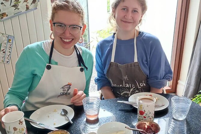 Grannys Apple Cake and Scones Baking in Dublin - Location and Transportation