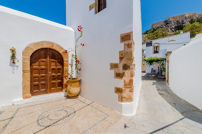 Greek Daytrip: Rhodes to Lindos Minibus Tour - Meeting and Start Time Instructions