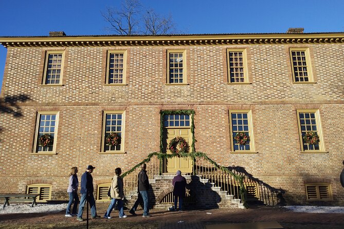 Guided Colonial Christmas Tour in Williamsburg - Meeting and Pickup