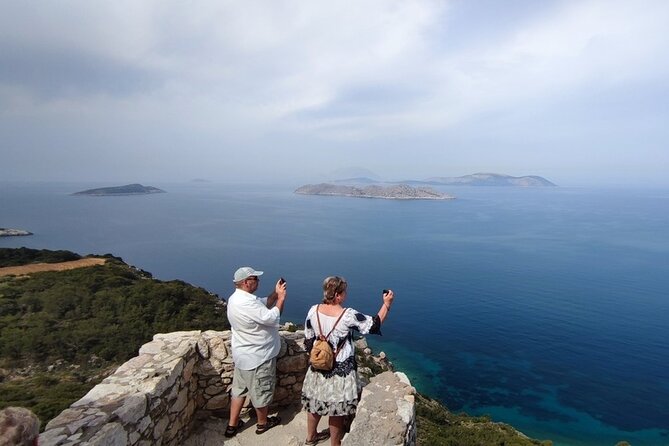Guided Island Tour With Wine Tasting Experience - Traveler Photos