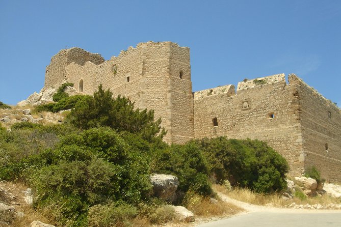 Guided Island Tour With Wine Tasting Experience - Historical Sites and Landscapes