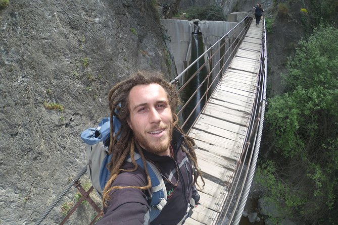 Guided Tour: Hanging Bridges Los Cahorros (S.N.) - Inclusions