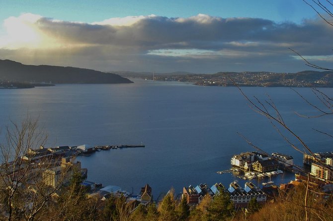 GUIDED TOUR: Hiking to Stoltzekleiven - Inclusions and Meeting Details