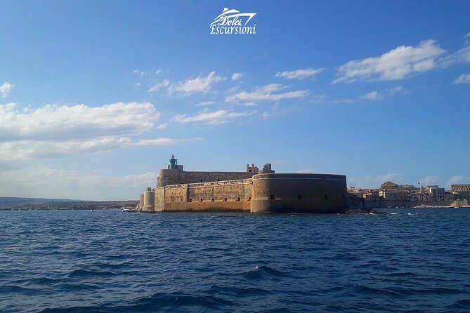 Half Day Boat Tour on the Syracuse Coast With Lunch - Inclusions
