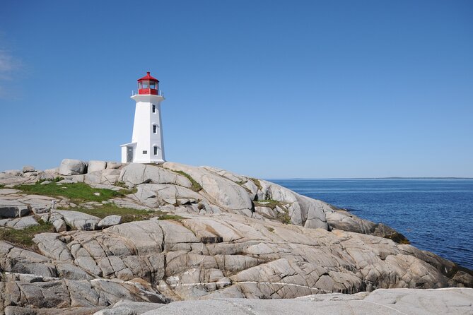 Half Day Small Group Tour in Peggys Cove and Titanic Cemetery - Tour Guide and Narration