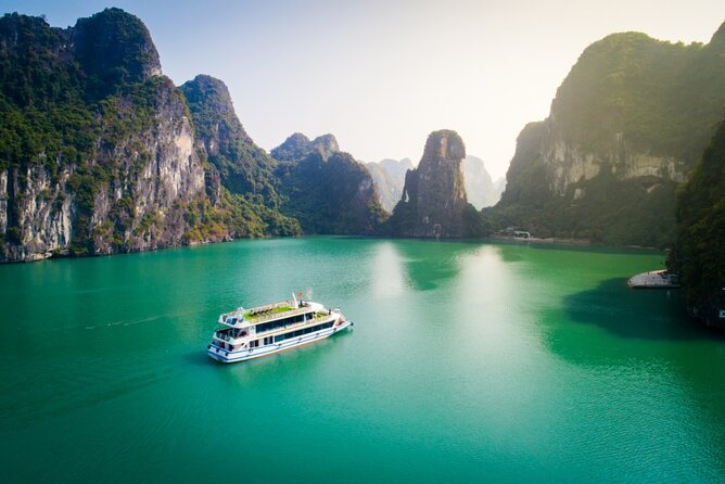 Halong Bay Best Luxury Cruise - Halong Arcady 1 Day Cruise - Onboard Amenities