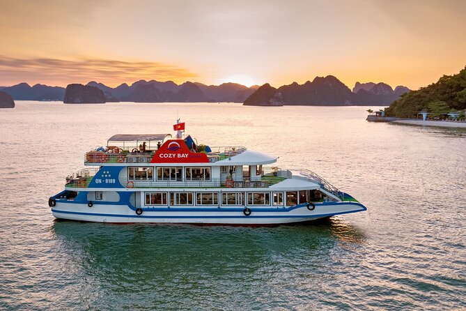 Halong Bay Full Day Trip: Kayaking,Swimming,Hiking,Cave Exploring - Hiking in Halong Bay