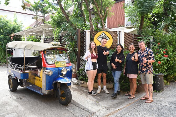Hands-on Thai Cooking Class & Market Tour in Sukhumvit - Market Tour Highlights