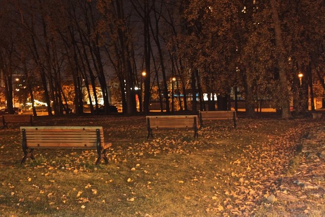 Haunted Griffintown Ghost Walking Tour in Montréal - Haunted Locations: Buildings, Burial Grounds, and Ruins