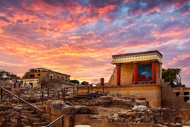 Heraklion City Tour, Knossos Palace, Museum & Old Market From Heraklion - Exploring Knossos Palace